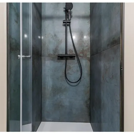 Pocahontas - 5 Minutes To Old Town בית אירוח *