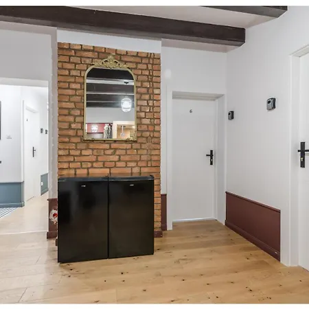 Pocahontas - 5 Minutes To Old Town *